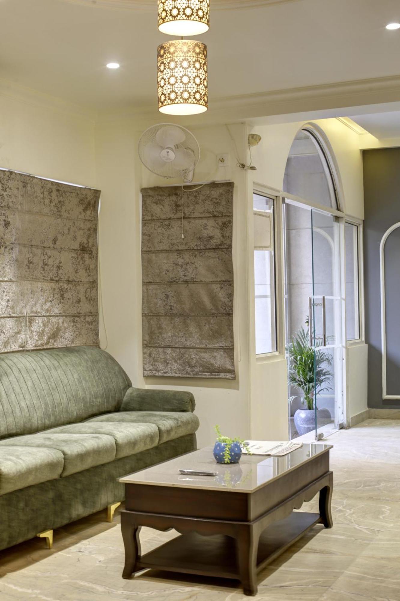 Hotel Kashish Plaza - 5 Mins From Metro Station Delhi Kültér fotó