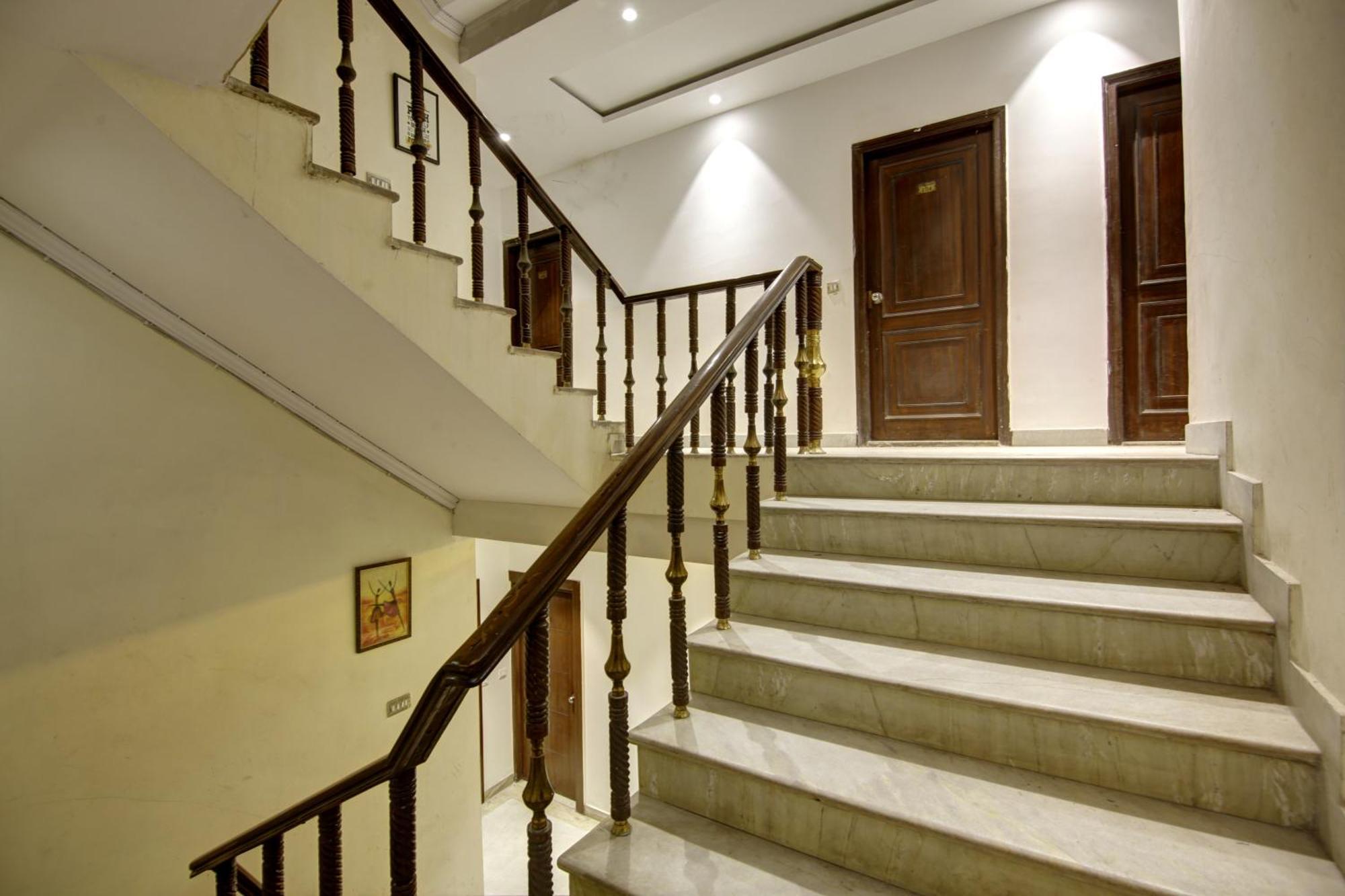 Hotel Kashish Plaza - 5 Mins From Metro Station Delhi Kültér fotó