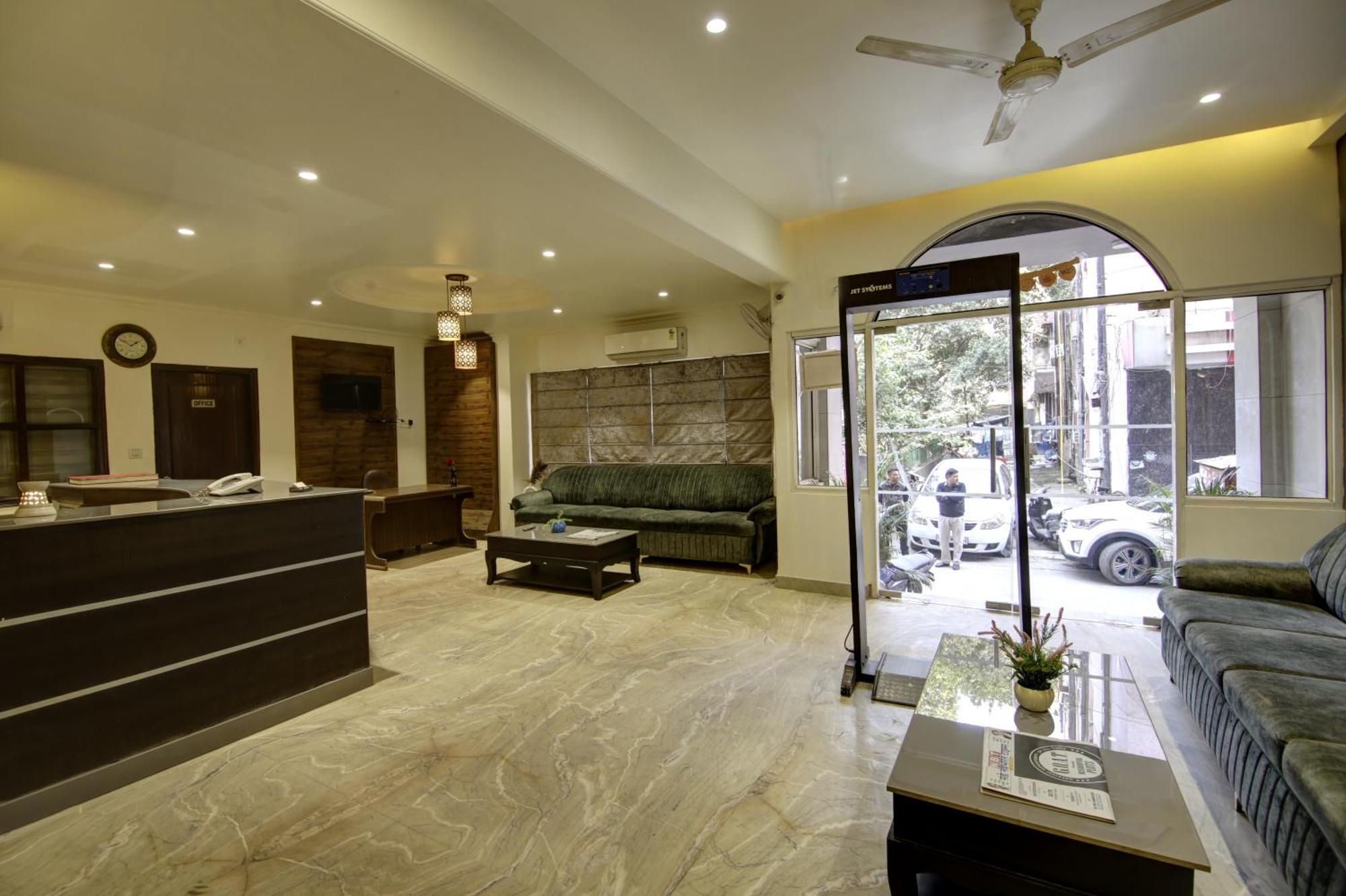 Hotel Kashish Plaza - 5 Mins From Metro Station Delhi Kültér fotó