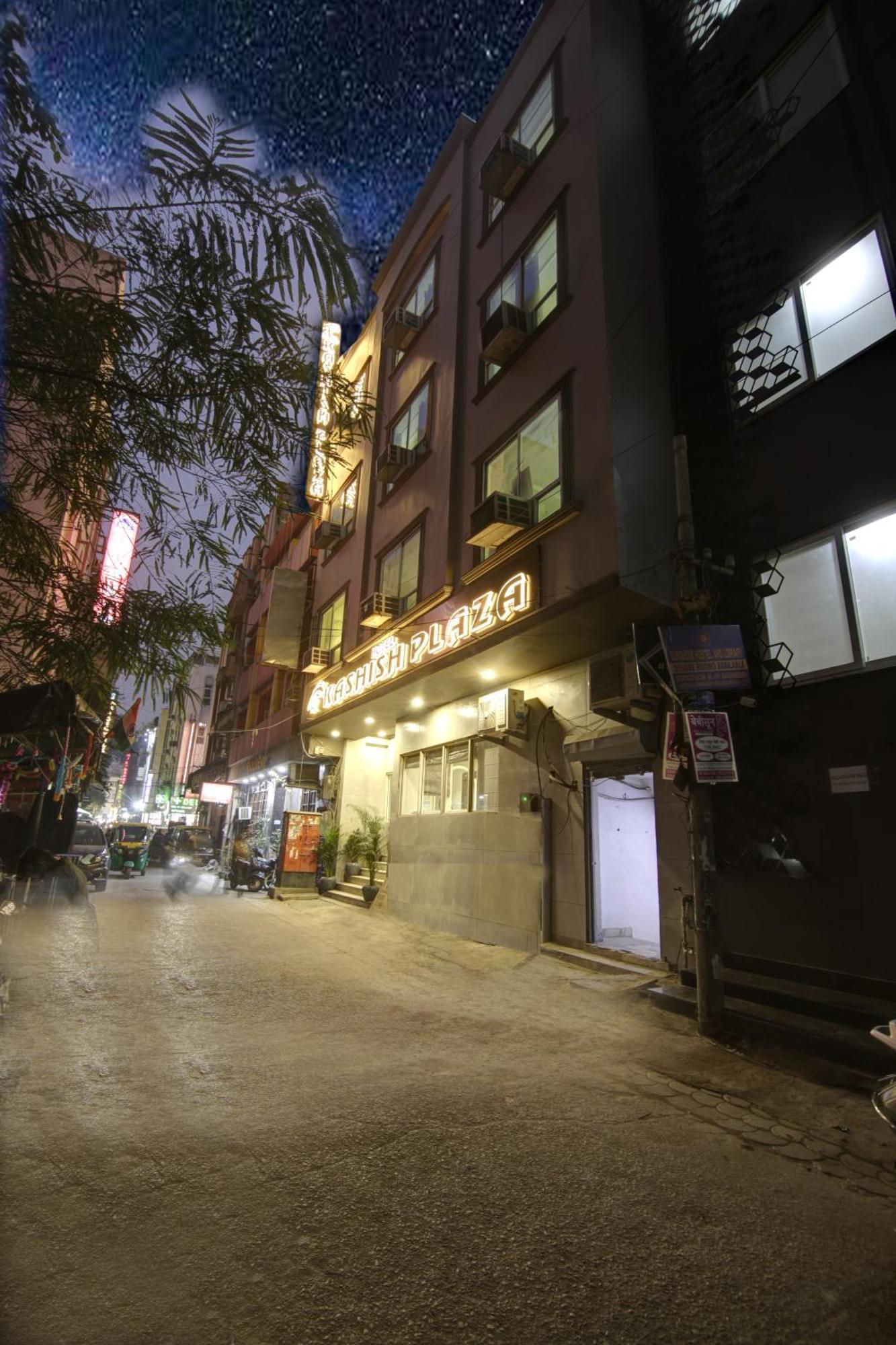 Hotel Kashish Plaza - 5 Mins From Metro Station Delhi Kültér fotó